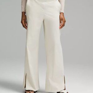 SOLD NWT Stretch Woven High-Rise Wide-Leg Pant